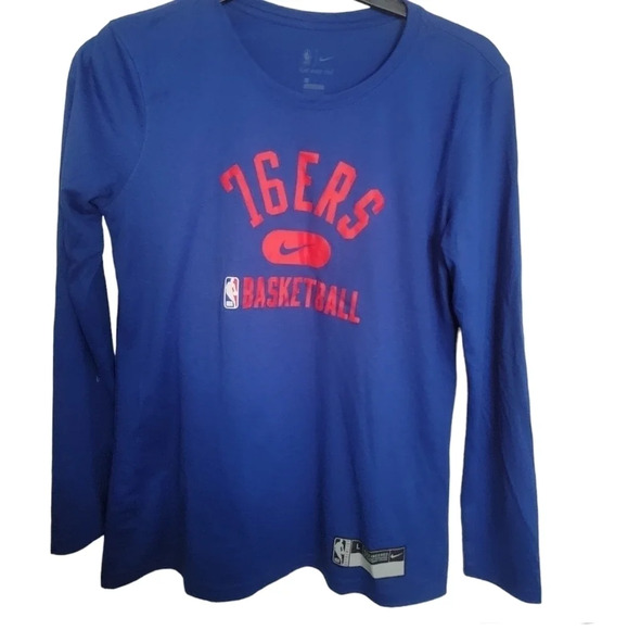 Nike Shirt - Picture 1 of 2